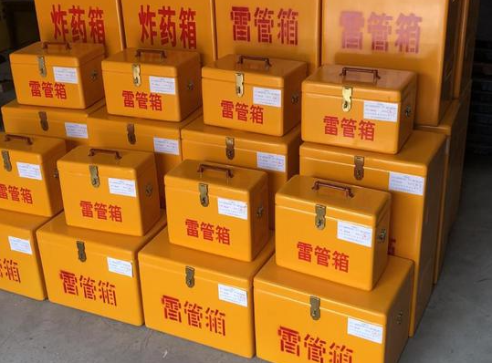 崇信玻璃钢雷管箱的使用寿命一般是多少？